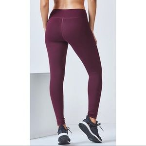 Burgundy fabletics leggings